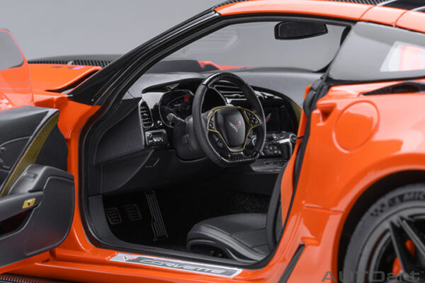 AUTOart Chevrolet Corvette C7 ZR1 2019 (sebring orange tintcoat)