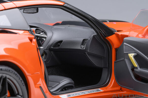 AUTOart Chevrolet Corvette C7 ZR1 2019 (sebring orange tintcoat)