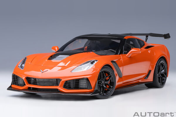 AUTOart Chevrolet Corvette C7 ZR1 2019 (sebring orange tintcoat)