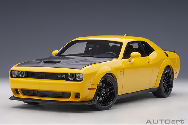 AUTOart Dodge Challenger SRT Hellcat widebody 2018