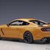 AUTOart Ford Shelby GT-350R 2017 (fury orange) (composite