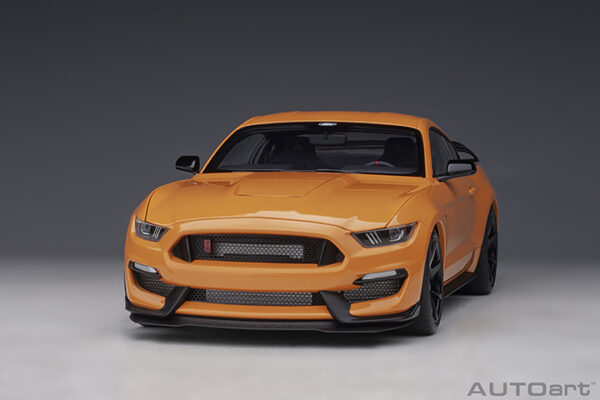 AUTOart Ford Shelby GT-350R 2017 (fury orange) (composite