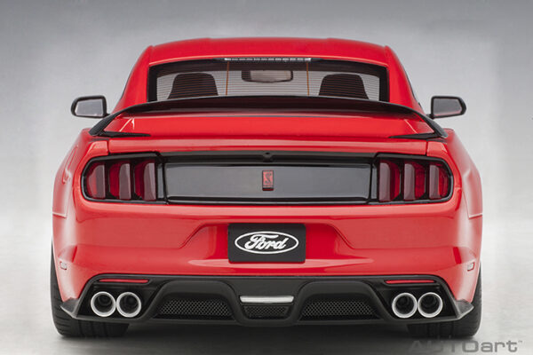 AUTOart Ford Mustang Shelby GT350R (race red)