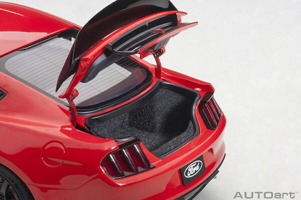 AUTOart Ford Mustang Shelby GT350R (race red)