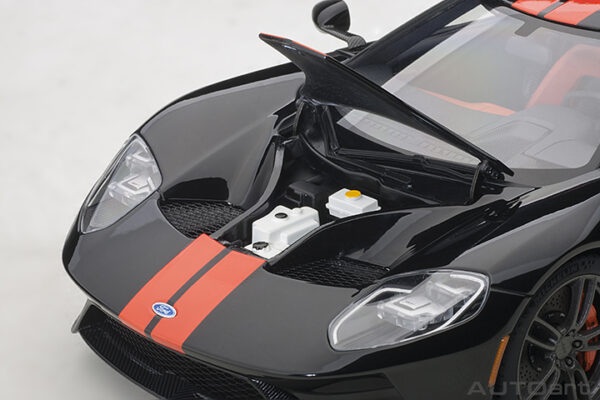AUTOart Ford GT 2017 (shadow black: orange stripes) (composite