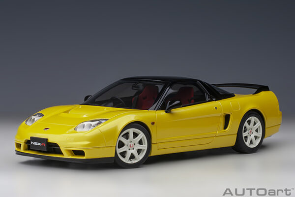 AUTOart Honda NSX-R (NA2) 2019 (indy yellow pearl)