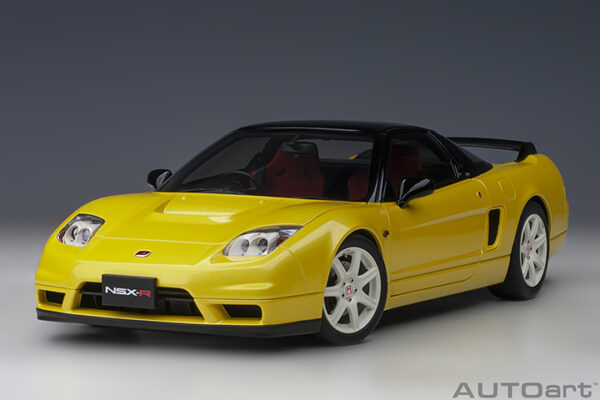 AUTOart Honda NSX-R (NA2) 2019 (indy yellow pearl)