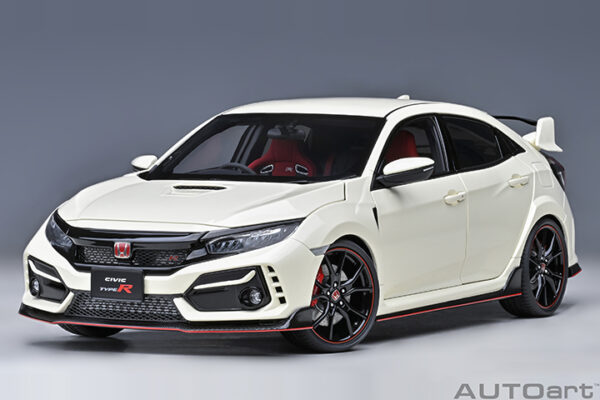 AUTOart Honda Civic Type R (FK 8) (championship white) 2021