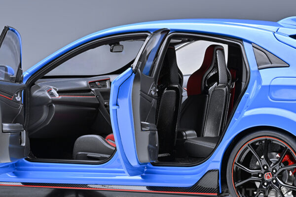 AUTOart Honda Civic Type R (FK 8) (racing blue pearl) 2021
