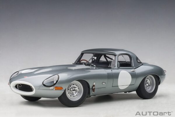 AUTOart Jaguar Lightweight E-Type (Silver)1/18 – Bild 18