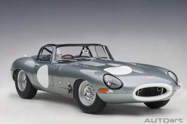 AUTOart Jaguar Lightweight E-Type (Silver)1/18 – Bild 5