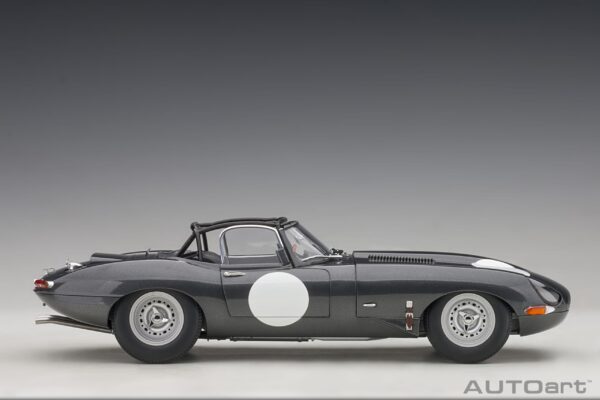 AUTOart Jaguar Lightweight E-Type (Dark Grey) 1/18 – Bild 10