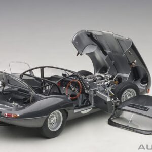 Jaguar Lightweight E-Type (Dark Grey)