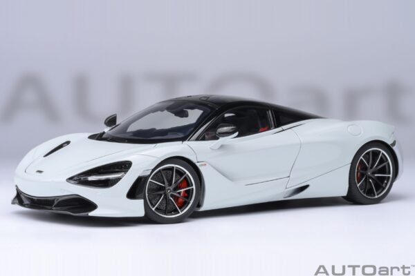 AUTOart McLaren 720S (Silica White) – Bild 18