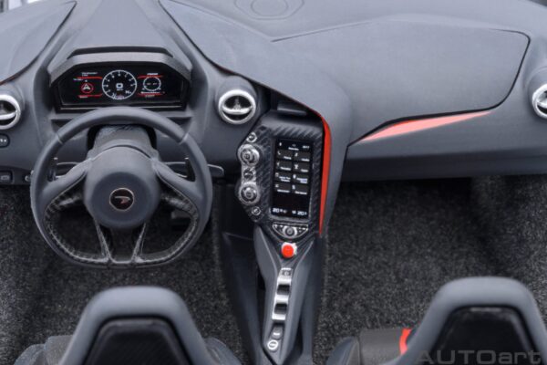 AUTOart McLaren 720S (Silica White) – Bild 7