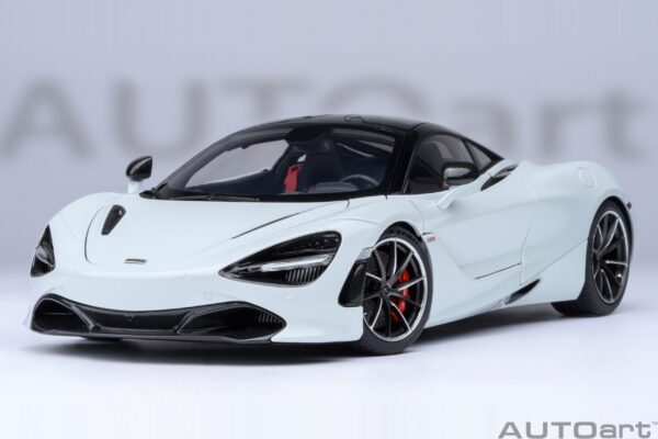 AUTOart McLaren 720S (Silica White) – Bild 4