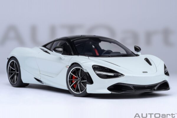 AUTOart McLaren 720S (Silica White) – Bild 3