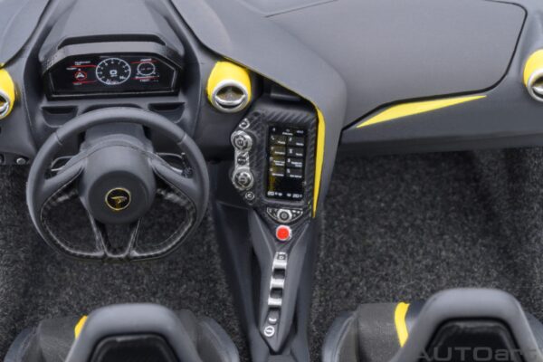 AUTOart McLAREN 720S (VOLCANO YELLOW) – Bild 8