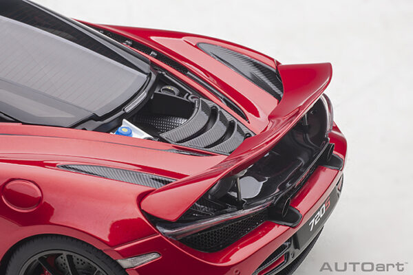 AUTOart McLaren 720S 2017 (memphis red:metallic red)
