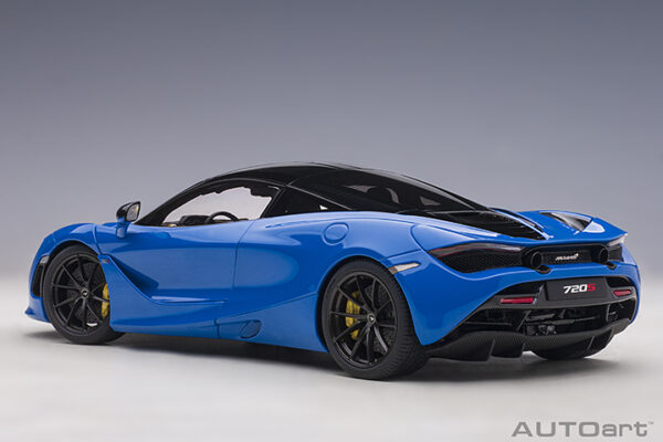 AUTOart McLaren 720S 2017 (paris blue:metallic blue)