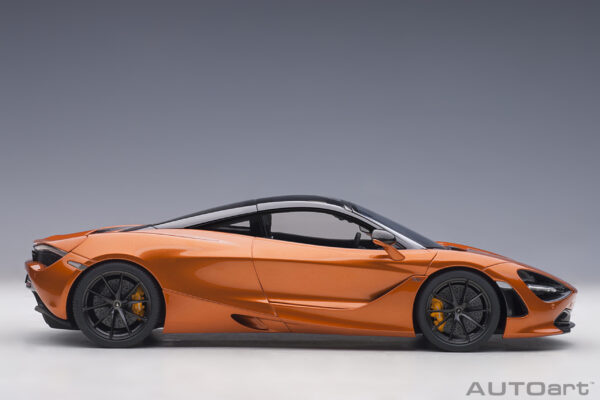 AUTOart McLaren 720S 2017 (azores:metallic orange)