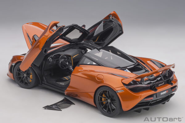 AUTOart McLaren 720S 2017 (azores:metallic orange)