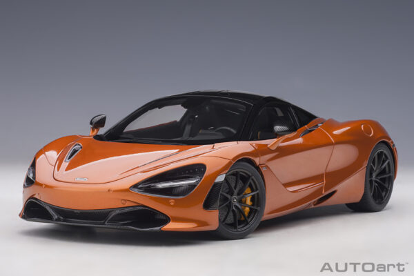 AUTOart McLaren 720S 2017 (azores:metallic orange)