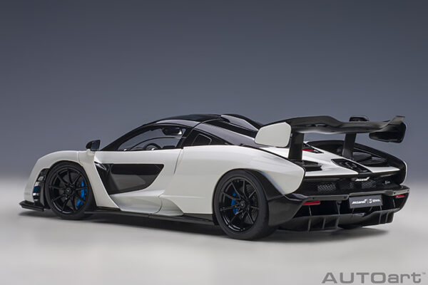 AUTOart McLaren Senna 2018 (vision pure:white) (composite model: