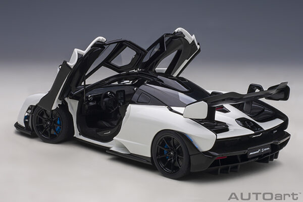 AUTOart McLaren Senna 2018 (vision pure:white) (composite model: