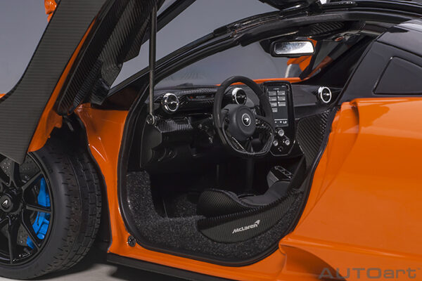 AUTOart McLaren Senna 2018 (trophy mira:orange) (composite model: