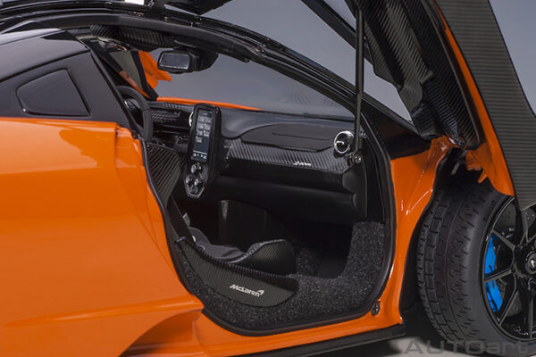 AUTOart McLaren Senna 2018 (trophy mira:orange) (composite model: