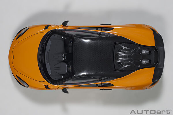 AUTOart McLaren 600LT 2019 (myan orange) (composite