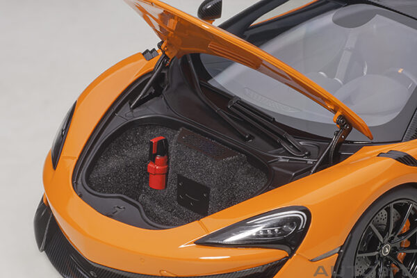 AUTOart McLaren 600LT 2019 (myan orange) (composite