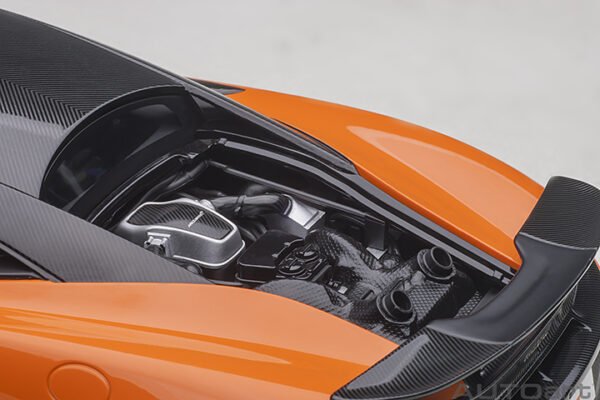 AUTOart McLaren 600LT 2019 (myan orange) (composite
