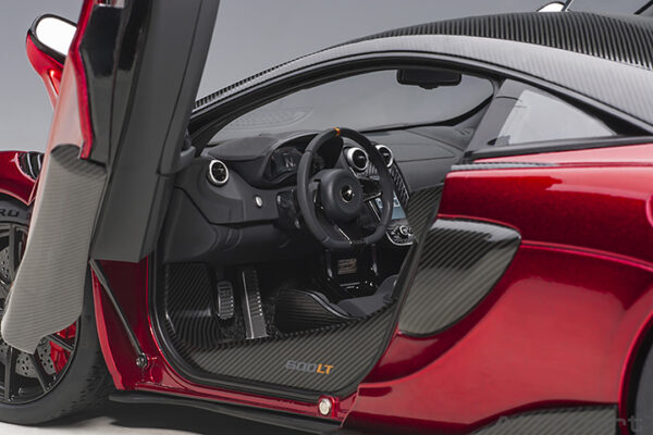 AUTOart McLaren 600LT 2019 (volcano red) (composite