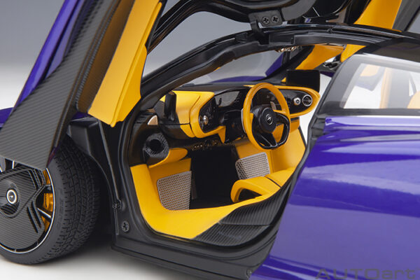 AUTOart McLaren SPEEDTAIL (Lantana purple) 2020