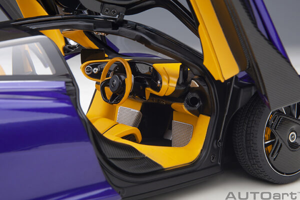 AUTOart McLaren SPEEDTAIL (Lantana purple) 2020