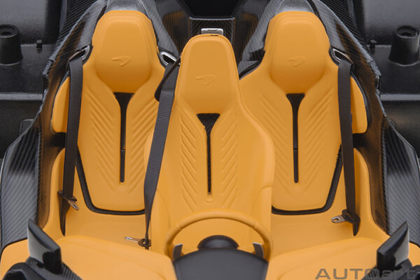 AUTOart McLaren SPEEDTAIL (Lantana purple) 2020