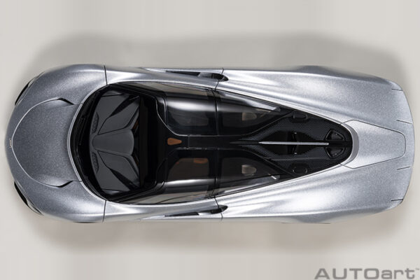 AUTOart McLaren SPEEDTAIL (supernova silver) 2020