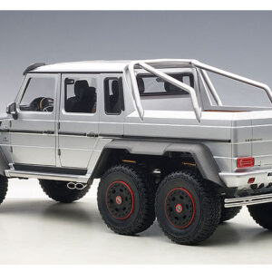 AUTOart Mercedes-Benz G 63 AMG 6x6 (iridium silver) 2013