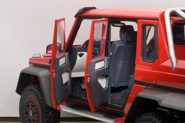 AUTOart Mercedes-Benz G 63 AMG 6x6 (red) 2013
