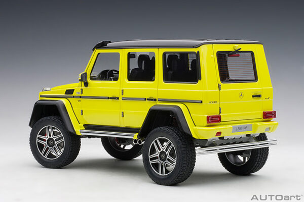 AUTOart Mercedes-Benz G 500 4x4-2 2016 (yellow: electric beam)