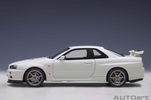 AUTOart Nissan Skyline GT-R (R34) 2001 V-Spec II (white pearl) – Bild 9
