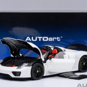 Porsche 918 Spyder Weissach Package (White with Red interior)
