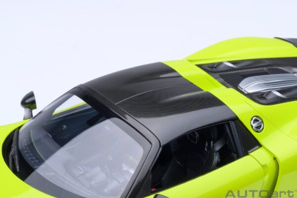 AUTOart Porsche 918 Spyder Weissach Package (Acid Green) – Bild 13