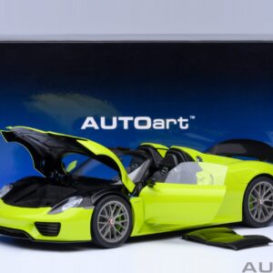 AUTOart Porsche 918 Spyder Weissach Package (Acid Green)