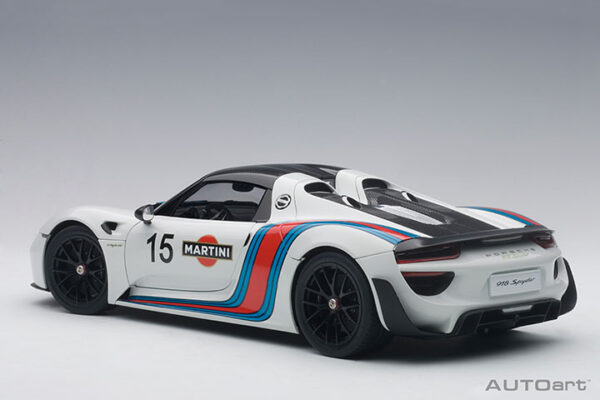 AUTOart Porsche 918 Spyder 2013 Weissach Package
