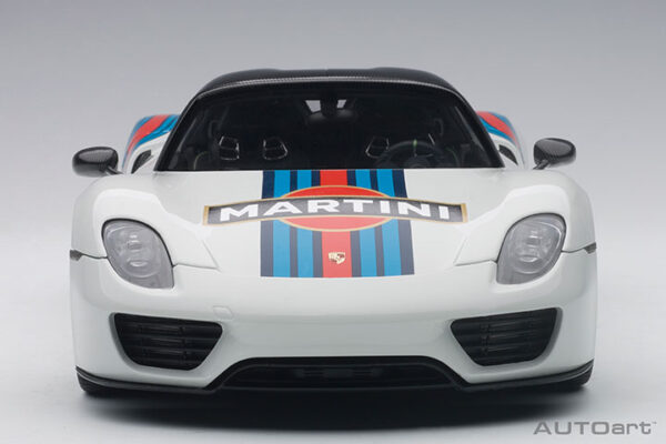 AUTOart Porsche 918 Spyder 2013 Weissach Package