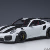 AUTOart Porsche 911 (991.2) GT2RS 2017 Weissach Package (white)