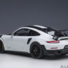 AUTOart Porsche 911 (991.2) GT2RS 2017 Weissach Package (white)